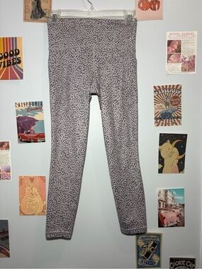 Athleta Light Gray Leopard-Print High-Rise Leggings
